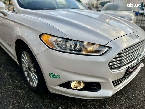 Ford Fusion 2015 - фото 10