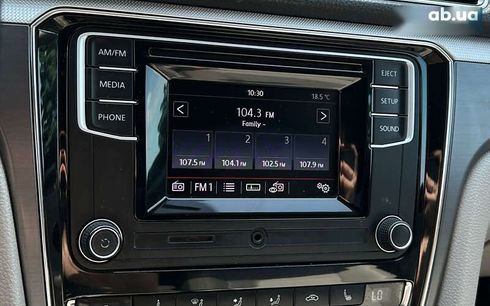 Volkswagen Passat 2016 - фото 19