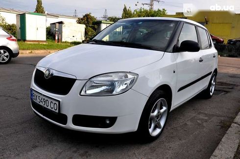 Skoda Fabia 2008 - фото 11