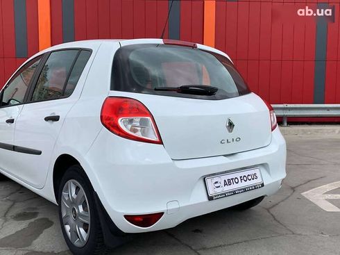 Renault Clio 2012 - фото 6