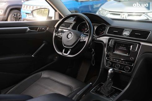 Volkswagen Passat 2016 - фото 11