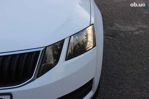 Skoda Octavia 2019 - фото 6