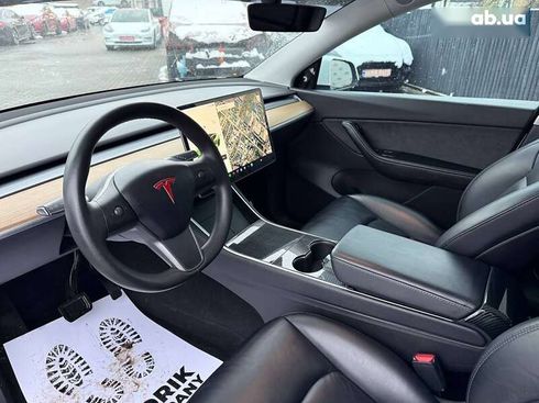 Tesla Model Y 2020 - фото 12