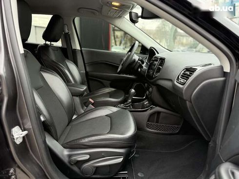 Jeep Compass 2020 - фото 11