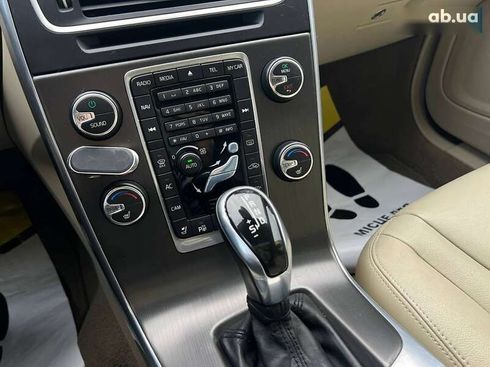 Volvo S60 2014 - фото 18