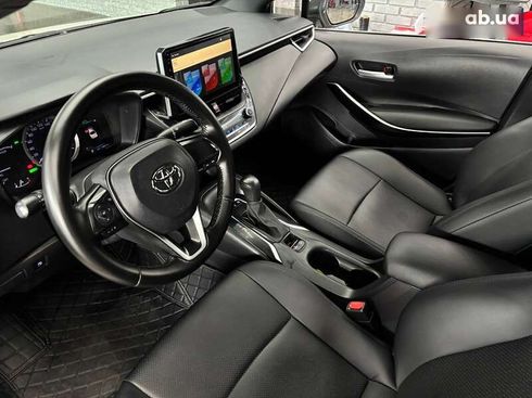 Toyota Corolla 2019 - фото 13