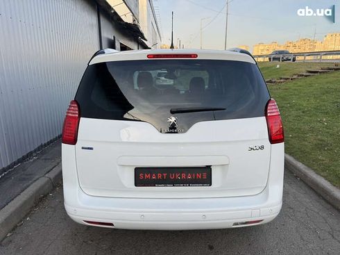 Peugeot 5008 2016 - фото 14