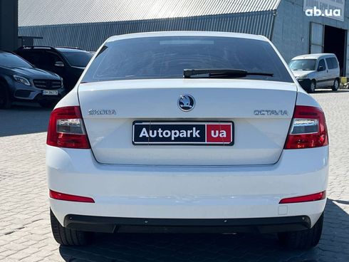 Skoda Octavia 2015 белый - фото 33