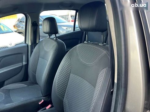 Renault Logan 2015 - фото 20
