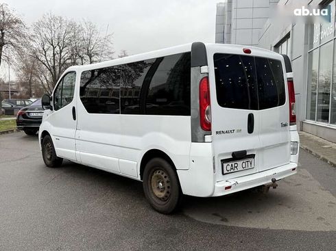 Renault Trafic 2011 - фото 5