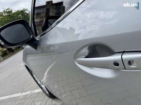 Mazda 3 2015 - фото 14