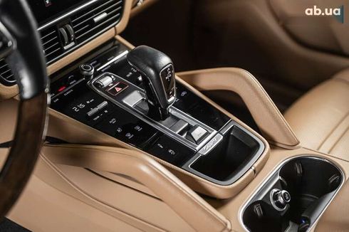 Porsche Cayenne 2020 - фото 18