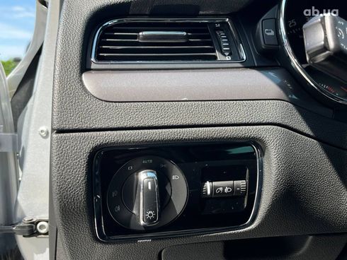 Skoda Superb 2013 серый - фото 47