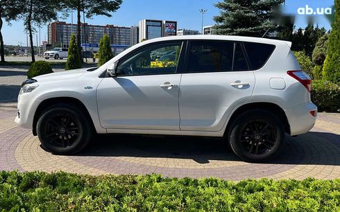 Toyota RAV4 2012 - фото 4
