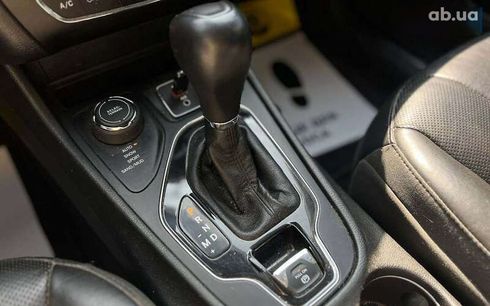 Jeep Cherokee 2018 - фото 16