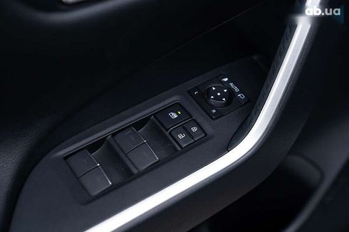 Toyota RAV4 2023 - фото 13
