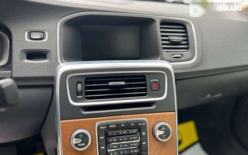 Volvo S60 2015 - фото 14