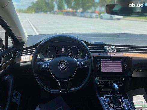 Volkswagen Passat 2018 - фото 29