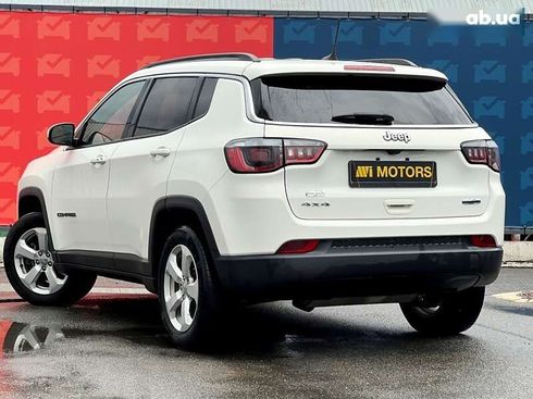 Jeep Compass 2017 - фото 2