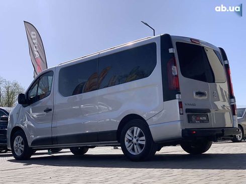 Opel Vivaro 2017 - фото 18