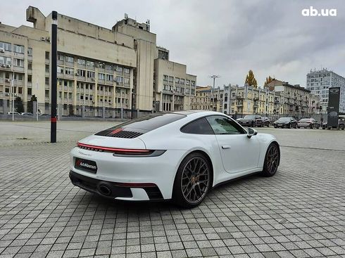 Porsche 911 2019 - фото 11