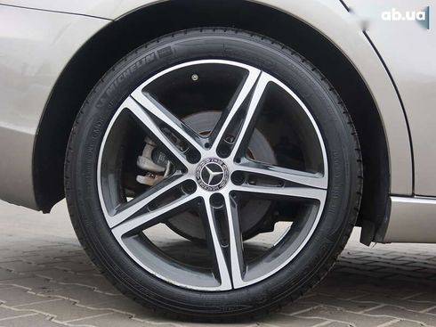 Mercedes-Benz A-Класс 2019 - фото 7