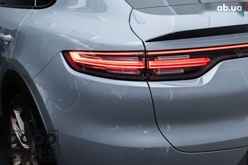 Porsche Cayenne Coupe 2023 - фото 20