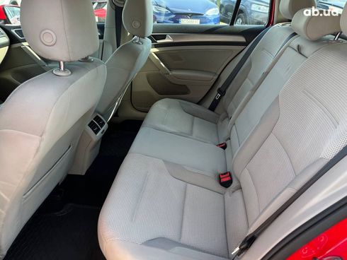 Volkswagen Golf Variant 2015 красный - фото 33