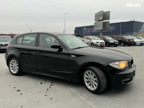 BMW 1 серия 2008 черный - фото 4