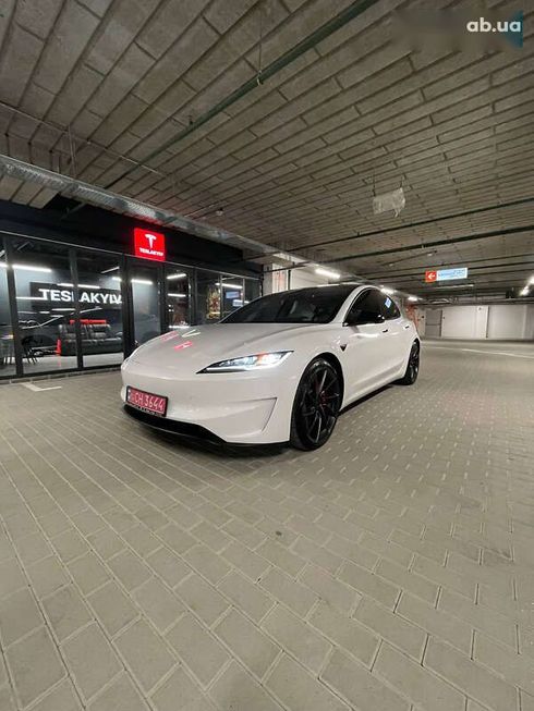 Tesla Model 3 2024 - фото 5