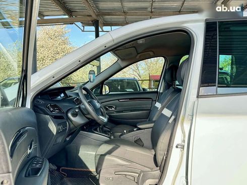 Renault Scenic 2012 - фото 24