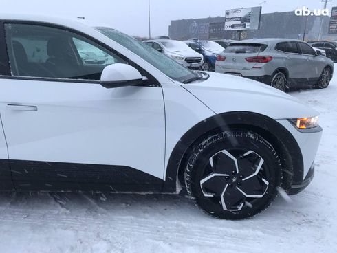 Hyundai Ioniq 2022 белый - фото 37