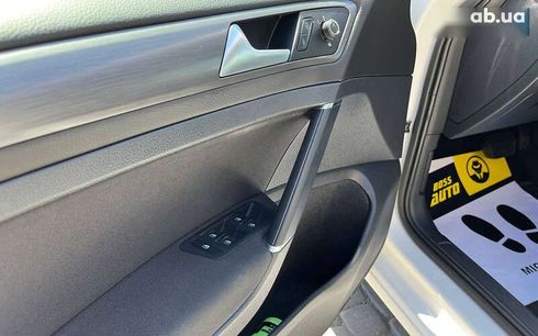 Volkswagen e-Golf 2019 - фото 10