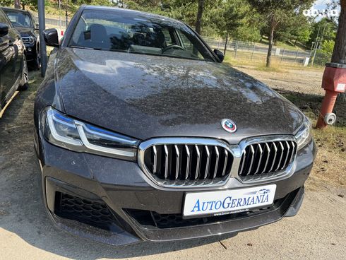 BMW 5 серия 2022 - фото 20