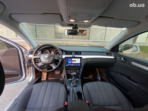 Skoda Superb 2010 серый - фото 13