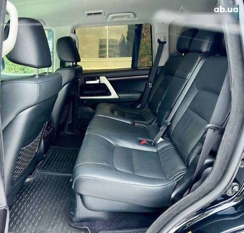 Toyota Land Cruiser 2016 - фото 26