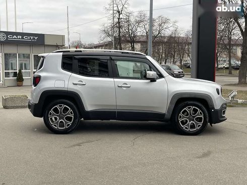 Jeep Renegade 2016 - фото 11