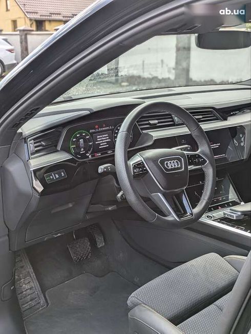 Audi E-Tron 2022 - фото 11