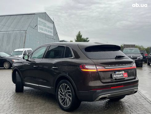 Lincoln Nautilus 2020 коричневый - фото 4