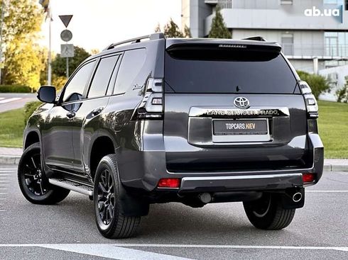 Toyota Land Cruiser Prado 2021 - фото 10