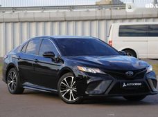 Продаж вживаних Toyota Camry в Київській області - купити на Автобазарі