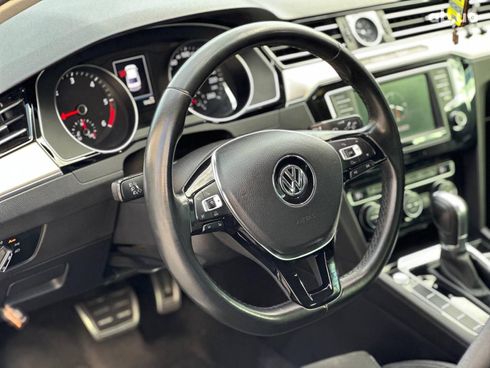Volkswagen Passat 2017 черный - фото 78