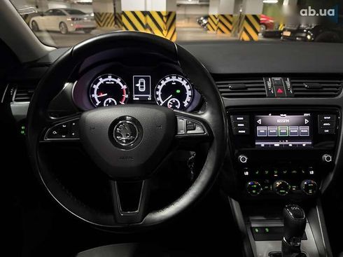 Skoda Octavia 2018 - фото 26