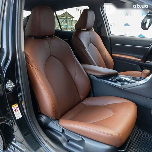 Toyota Camry 2017 - фото 29