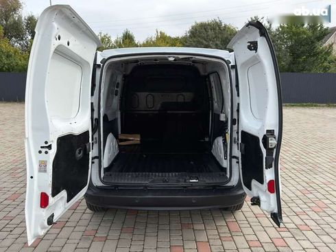 Renault Kangoo 2018 - фото 17