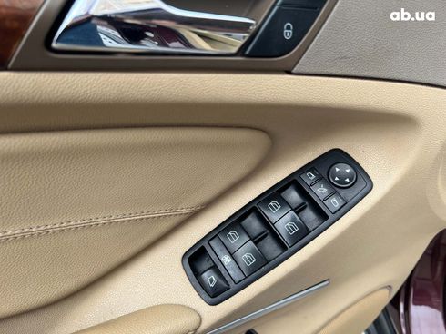 Mercedes-Benz GL-Класс 2010 красный - фото 37