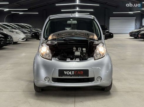Peugeot iOn 2011 - фото 17