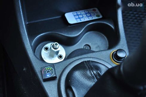 Dacia Sandero 2010 - фото 30