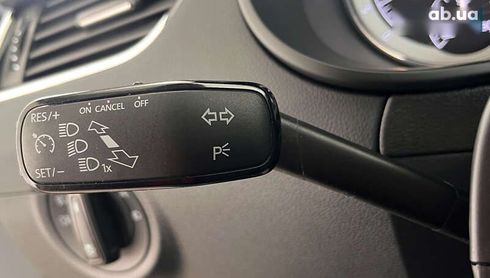 Skoda Octavia 2019 - фото 11