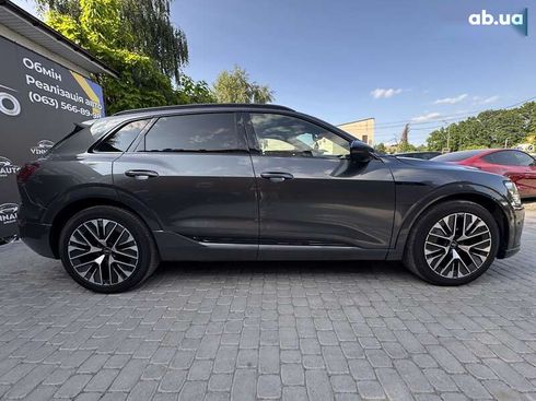 Audi Q8 e-tron 2023 - фото 14